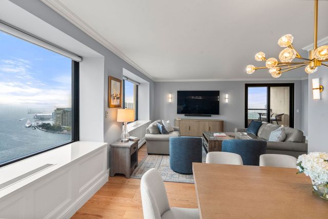 65 East India Row 27F, Boston, MA 02110
