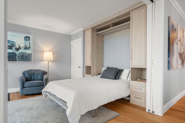 65 East India Row 27F, Boston, MA 02110