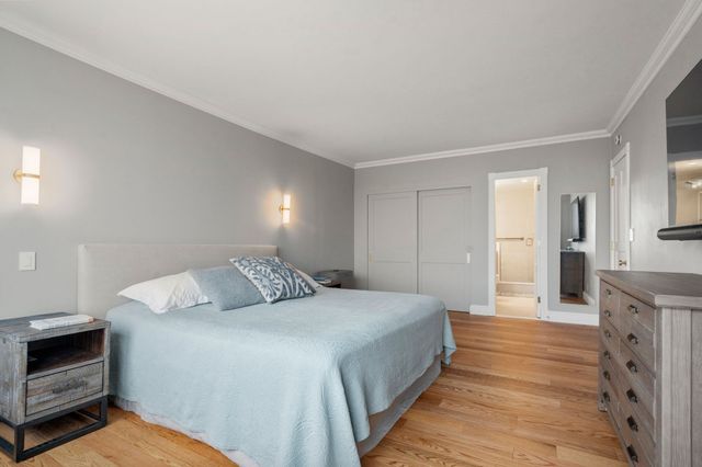 65 East India Row 27F, Boston, MA 02110
