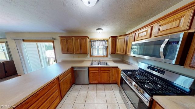 3333 Sunnybrook, Kent, OH 44278