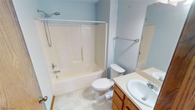 3333 Sunnybrook, Kent, OH 44278