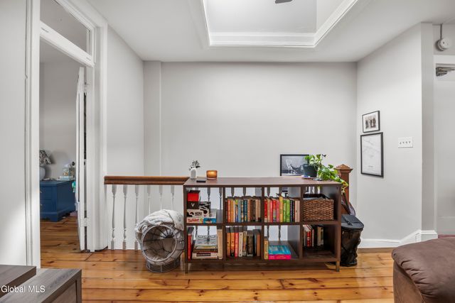 102 S Lake Avenue, Albany, NY 12208