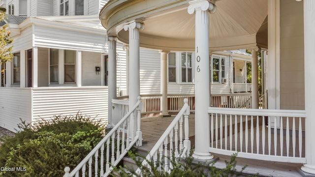 102 S Lake Avenue, Albany, NY 12208