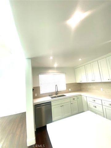 291 6th, Upland, CA 91786