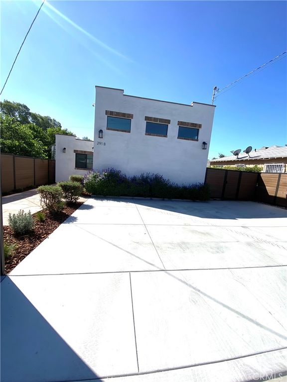 291 6th, Upland, CA 91786