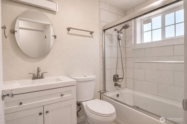 2401 S 62nd Street, Tacoma, WA 98409