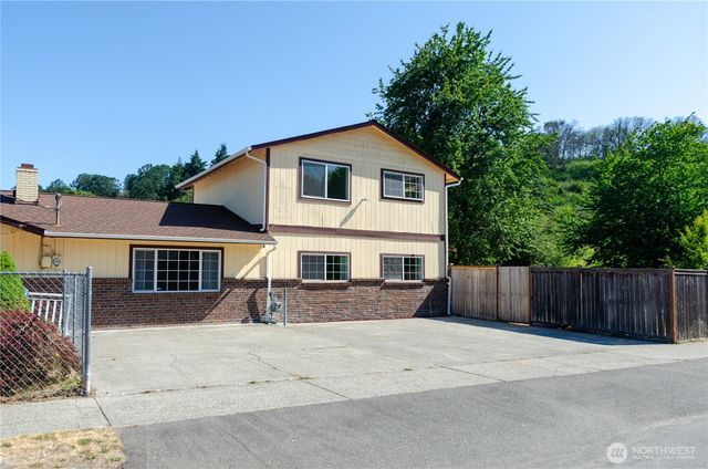 2401 S 62nd Street, Tacoma, WA 98409