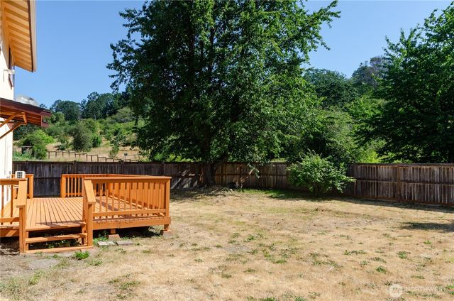 2401 S 62nd Street, Tacoma, WA 98409