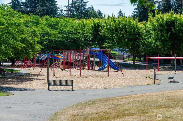 2401 S 62nd Street, Tacoma, WA 98409