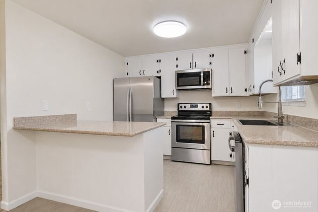 2401 S 62nd Street, Tacoma, WA 98409