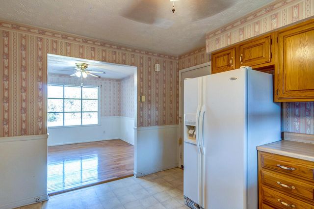 1433 Gravel Lick Branch Road, Waco, KY 40385