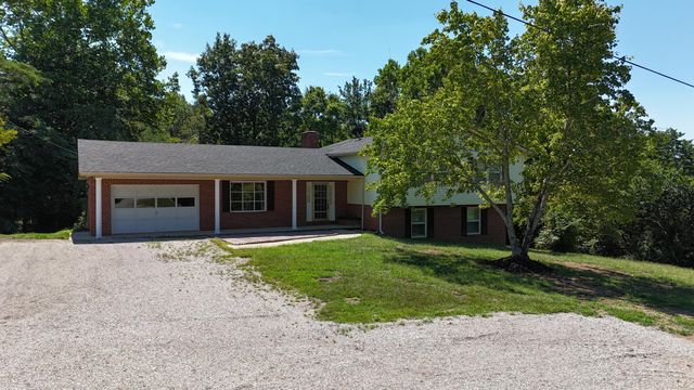 1433 Gravel Lick Branch Road, Waco, KY 40385