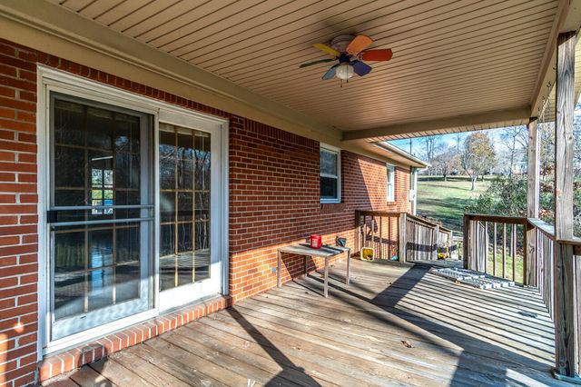 1433 Gravel Lick Branch Road, Waco, KY 40385