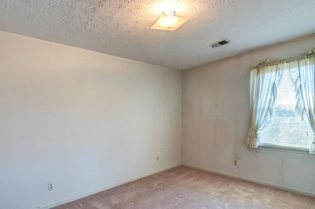 1433 Gravel Lick Branch Road, Waco, KY 40385