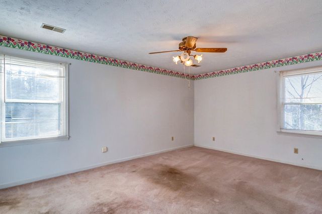 1433 Gravel Lick Branch Road, Waco, KY 40385