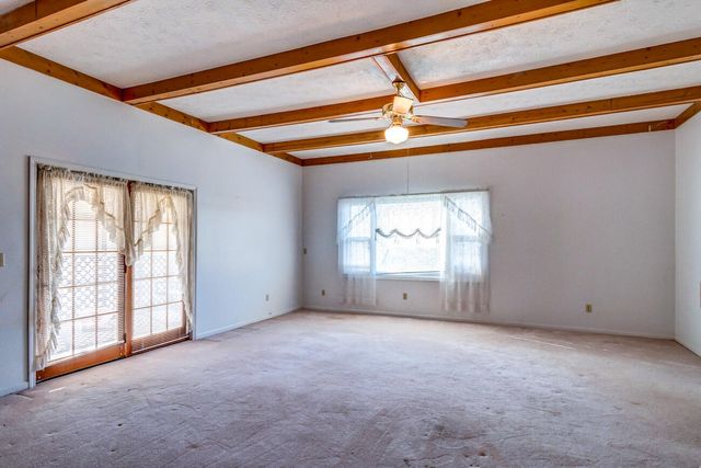 1433 Gravel Lick Branch Road, Waco, KY 40385