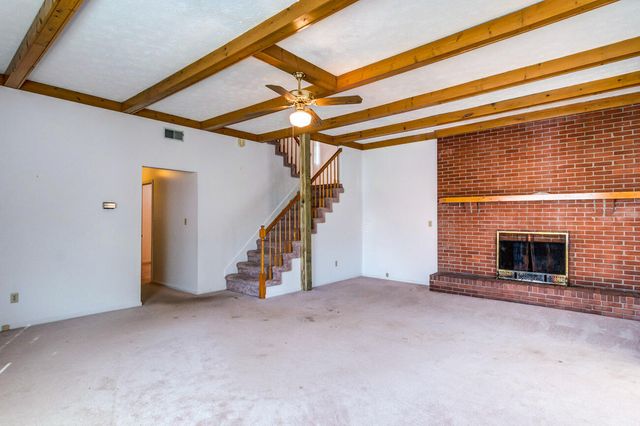 1433 Gravel Lick Branch Road, Waco, KY 40385