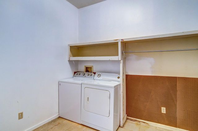 1433 Gravel Lick Branch Road, Waco, KY 40385