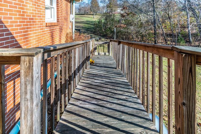 1433 Gravel Lick Branch Road, Waco, KY 40385