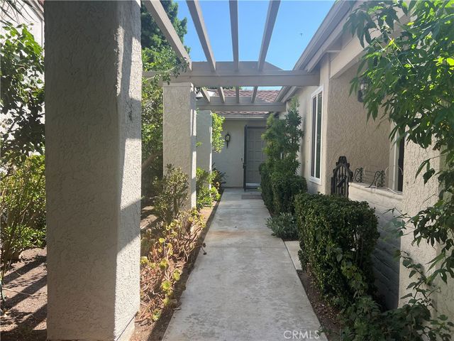 3296 San Amadeo B, Laguna Woods, CA 92637