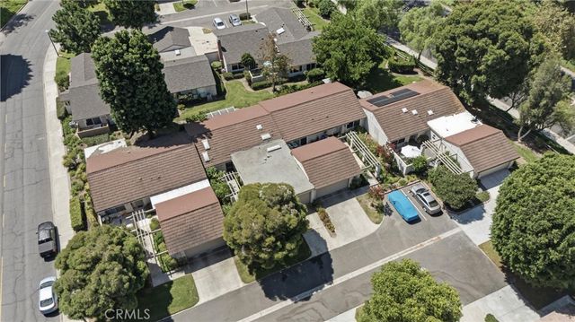 3296 San Amadeo B, Laguna Woods, CA 92637