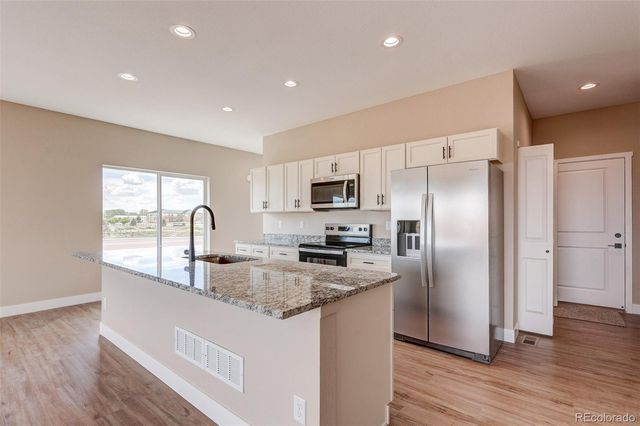 408 Molly Lane, Fort Morgan, CO 80701