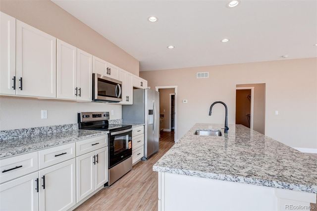 408 Molly Lane, Fort Morgan, CO 80701