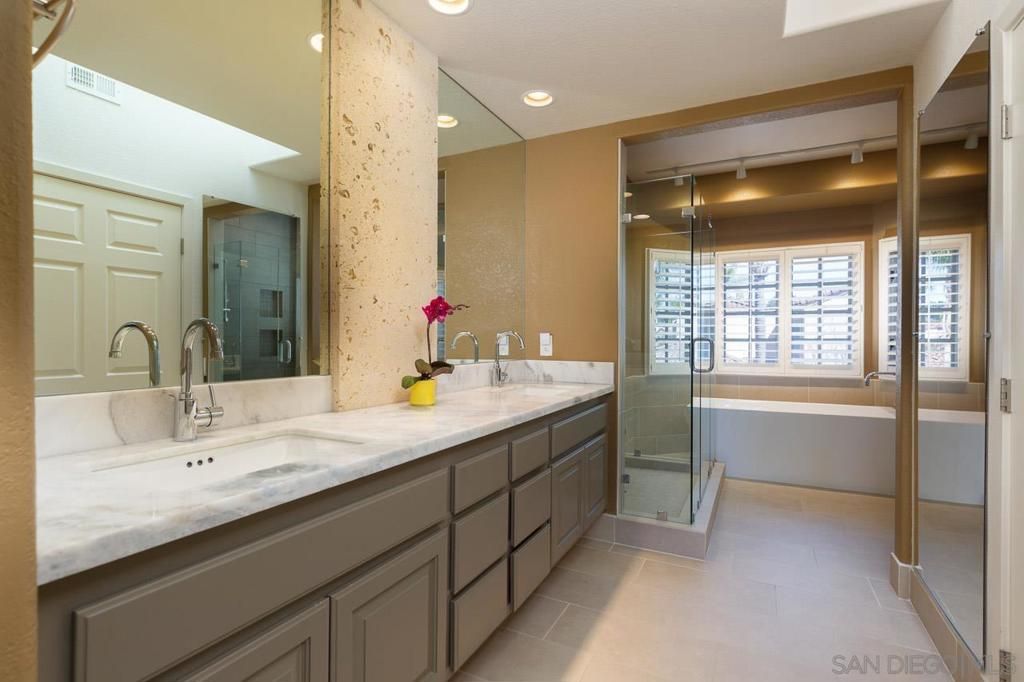 Image 23 of property listing at 3786 Paseo Vista Famosa, Rancho Santa Fe, CA 92091