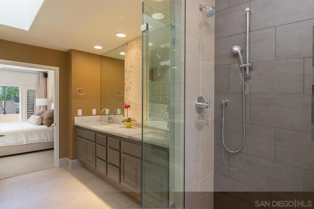 Image 25 of property listing at 3786 Paseo Vista Famosa, Rancho Santa Fe, CA 92091