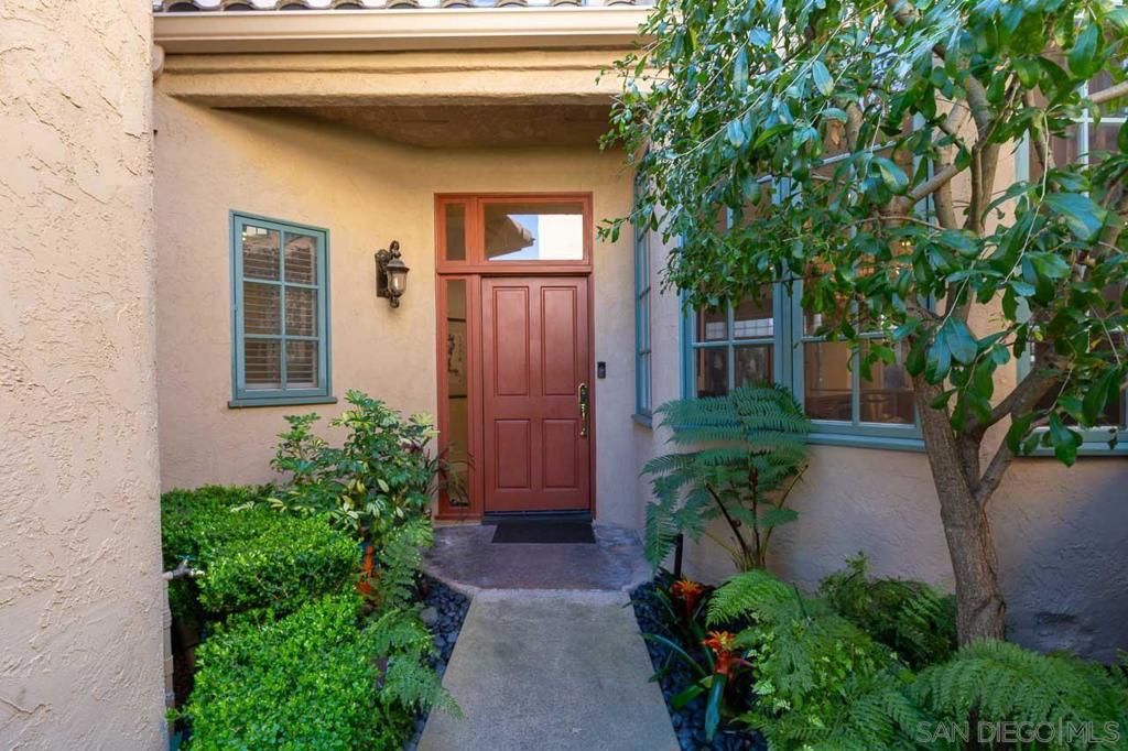 Image 5 of property listing at 3786 Paseo Vista Famosa, Rancho Santa Fe, CA 92091