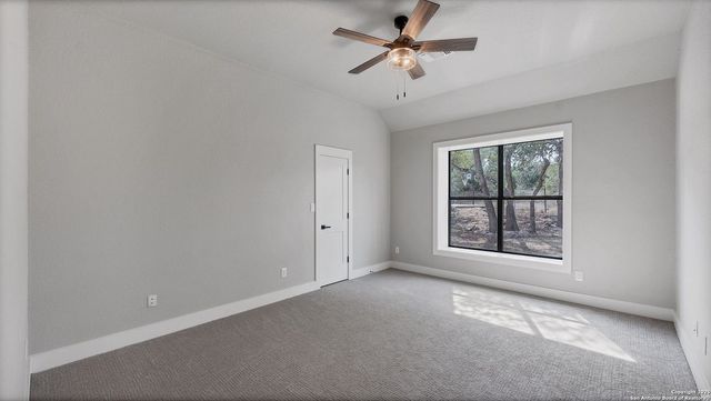 725 Winding View, New Braunfels, TX 78132