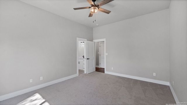 725 Winding View, New Braunfels, TX 78132
