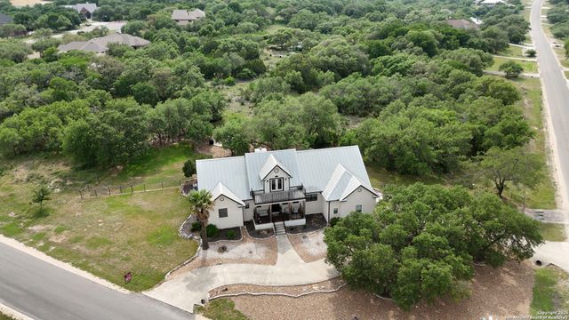 725 Winding View, New Braunfels, TX 78132