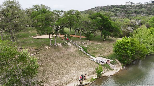 725 Winding View, New Braunfels, TX 78132