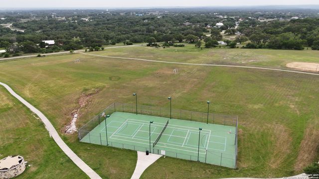 725 Winding View, New Braunfels, TX 78132