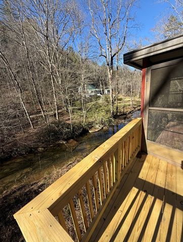 385 Old Whitener Road, Murphy, NC 28906