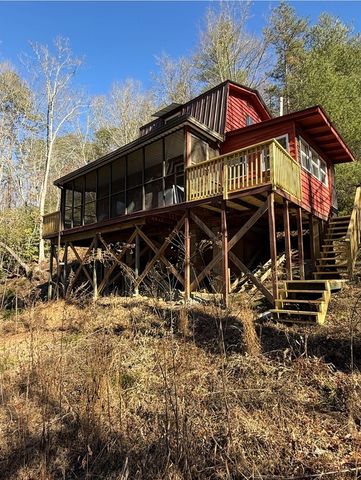 385 Old Whitener Road, Murphy, NC 28906