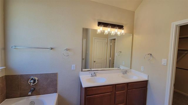 122 Black Swan Place, Magnolia, TX 77354