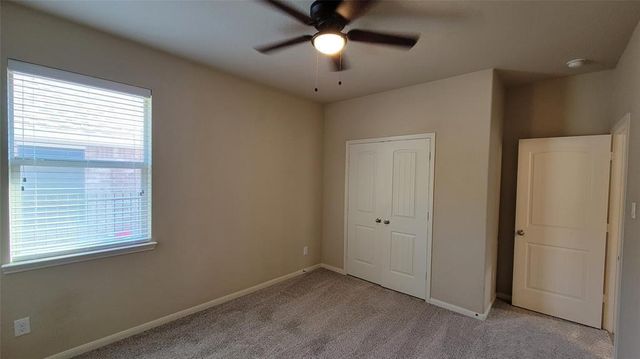 122 Black Swan Place, Magnolia, TX 77354