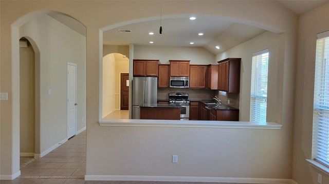 122 Black Swan Place, Magnolia, TX 77354