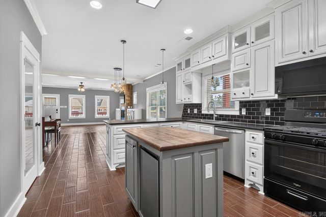 3105 Debra Gaye Drive, Bryant, AR 72022