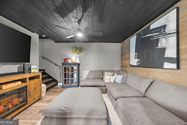 430 Valley Road, Dawsonville, GA 30534