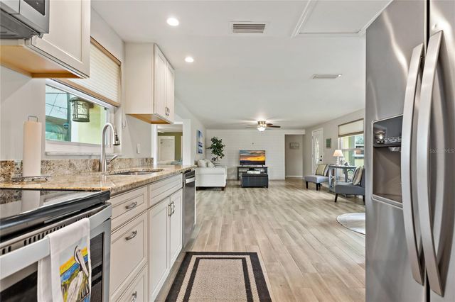 1675 BLAKEMORE LANE, Sarasota, FL 34231