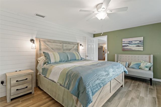 1675 BLAKEMORE LANE, Sarasota, FL 34231