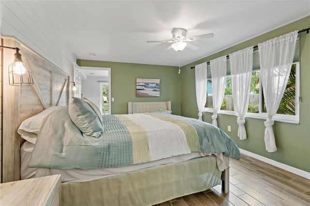 1675 BLAKEMORE LANE, Sarasota, FL 34231