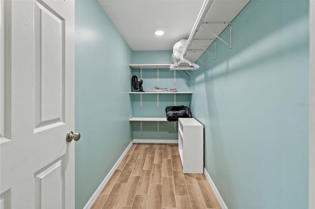 1675 BLAKEMORE LANE, Sarasota, FL 34231