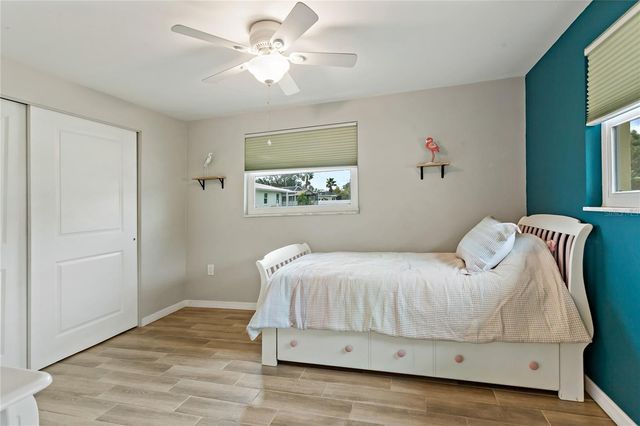 1675 BLAKEMORE LANE, Sarasota, FL 34231