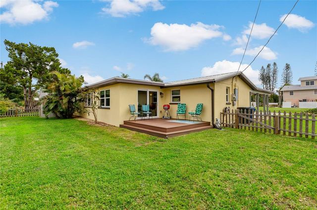 1675 BLAKEMORE LANE, Sarasota, FL 34231