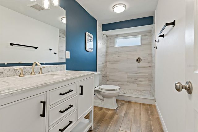 1675 BLAKEMORE LANE, Sarasota, FL 34231