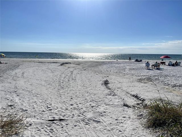 1675 BLAKEMORE LANE, Sarasota, FL 34231